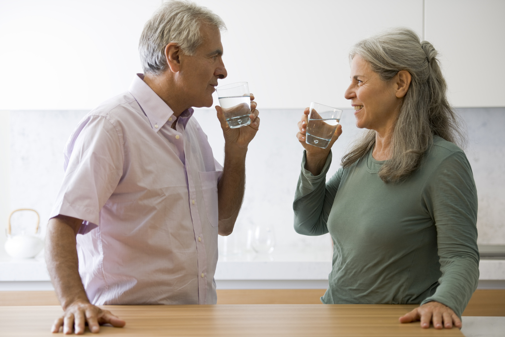 Ionized Alkaline Water: Perfect For The Elderly !